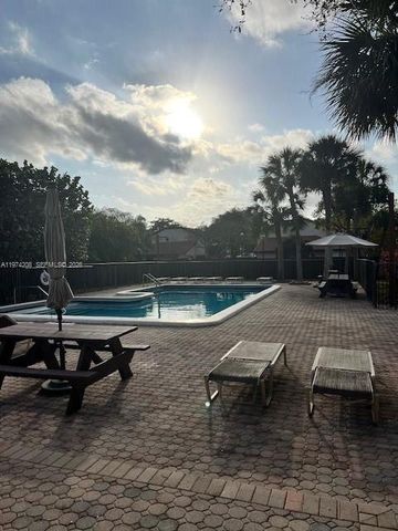 13245 SW 111th Ter 30-3, Miami, FL 33186