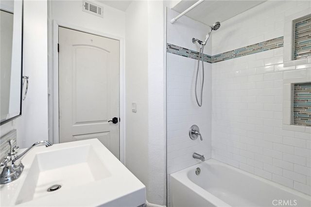 3610 Kalsman Dr 2, Los Angeles, CA 90016