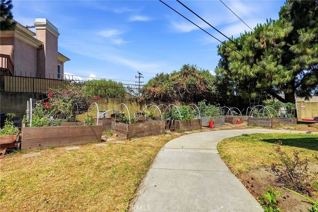 3610 Kalsman Dr 2, Los Angeles, CA 90016