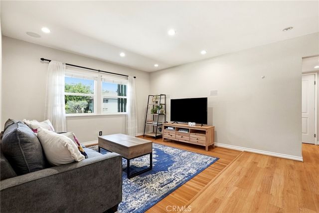 3610 Kalsman Dr 2, Los Angeles, CA 90016