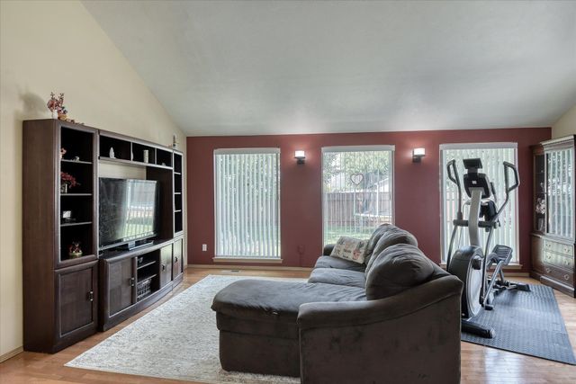 19019 E Shannon Ln, Spokane Valley, WA 99016