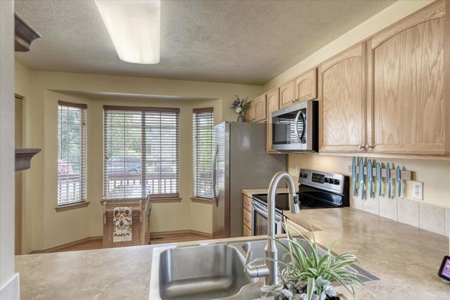 19019 E Shannon Ln, Spokane Valley, WA 99016