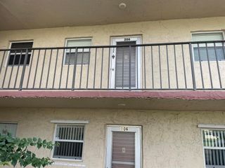 705 Lori Drive 206, Palm Springs, FL 33461