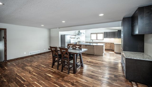 9945 Justen Trail N, Grant, MN 55115