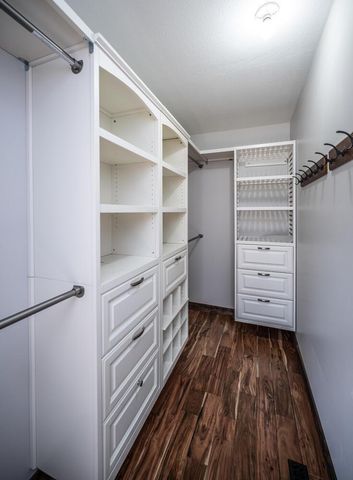 9945 Justen Trail N, Grant, MN 55115