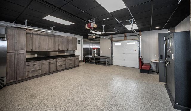 9945 Justen Trail N, Grant, MN 55115