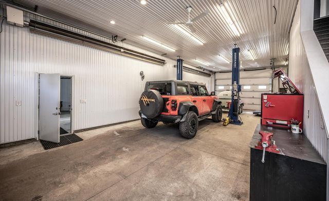 9945 Justen Trail N, Grant, MN 55115