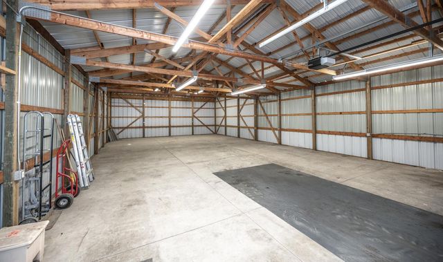 9945 Justen Trail N, Grant, MN 55115