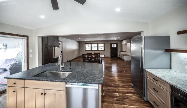 9945 Justen Trail N, Grant, MN 55115