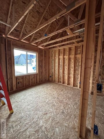 6540 Crown Crescent, Ammon, ID 83406