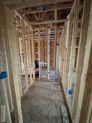 6540 Crown Crescent, Ammon, ID 83406