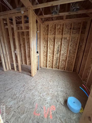 6540 Crown Crescent, Ammon, ID 83406