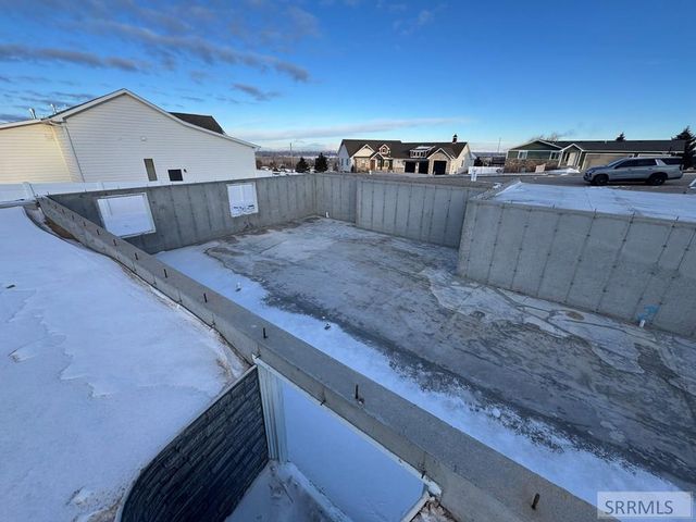 6540 Crown Crescent, Ammon, ID 83406
