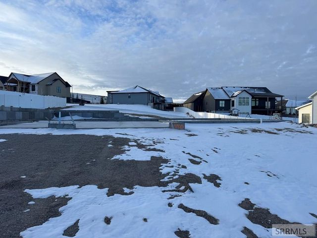 6540 Crown Crescent, Ammon, ID 83406