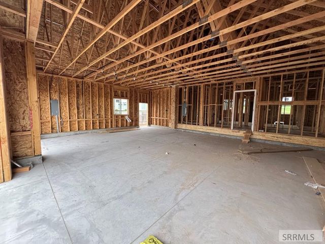 6540 Crown Crescent, Ammon, ID 83406