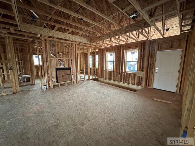 6540 Crown Crescent, Ammon, ID 83406