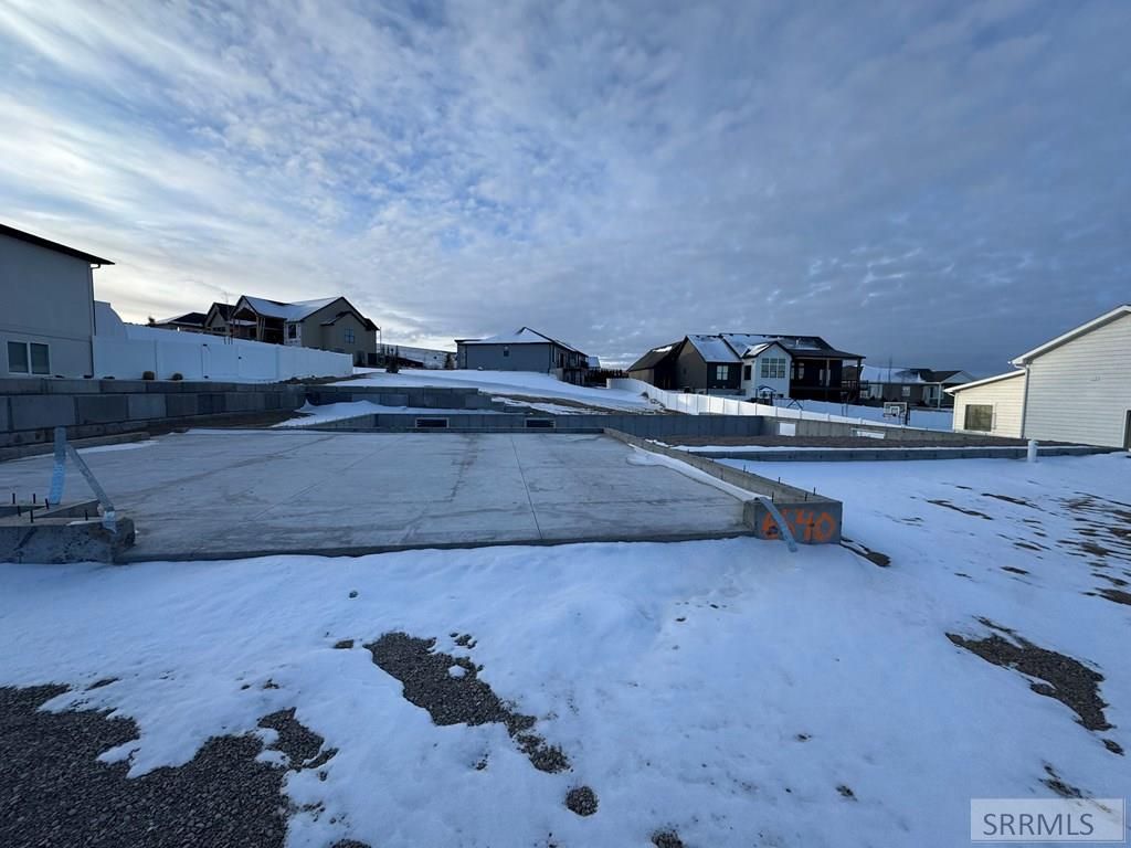 Image 19 of property listing at 6540 Crown Crescent, Ammon, ID 83406