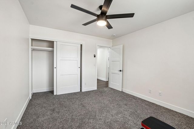 2401 W ECHO Lane, Phoenix, AZ 85021