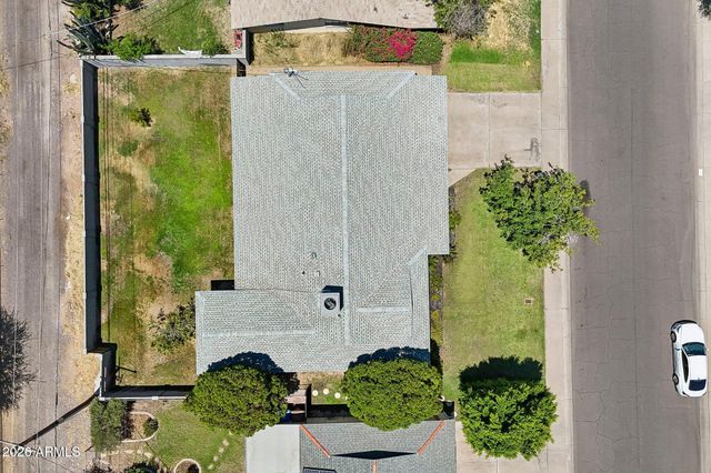 2401 W ECHO Lane, Phoenix, AZ 85021