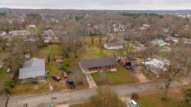 504 N Grand Street, Willow Springs, MO 65793