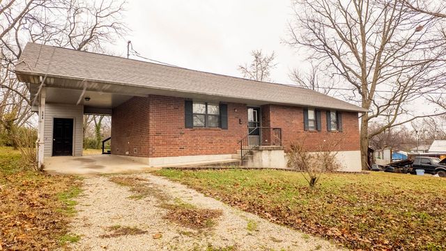 504 N Grand Street, Willow Springs, MO 65793