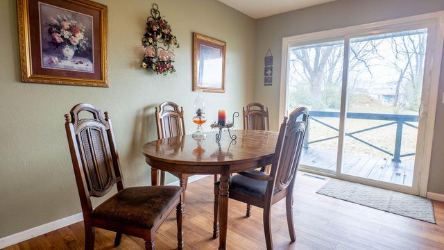 504 N Grand Street, Willow Springs, MO 65793