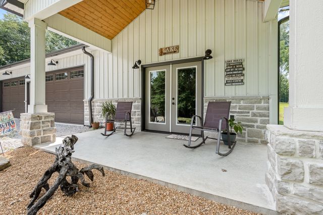 311 Wildlife Ridge Lane, Tullahoma, TN 37388