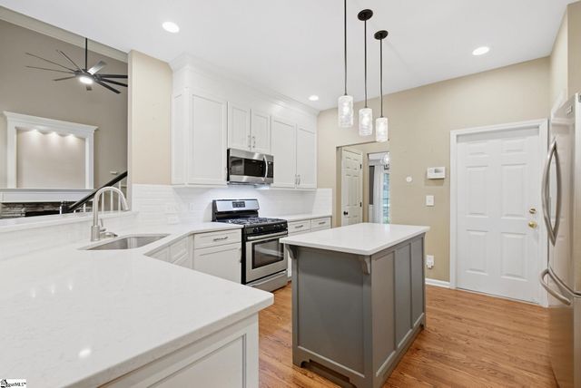 2 Mirramont Place, Greer, SC 29650