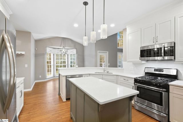 2 Mirramont Place, Greer, SC 29650