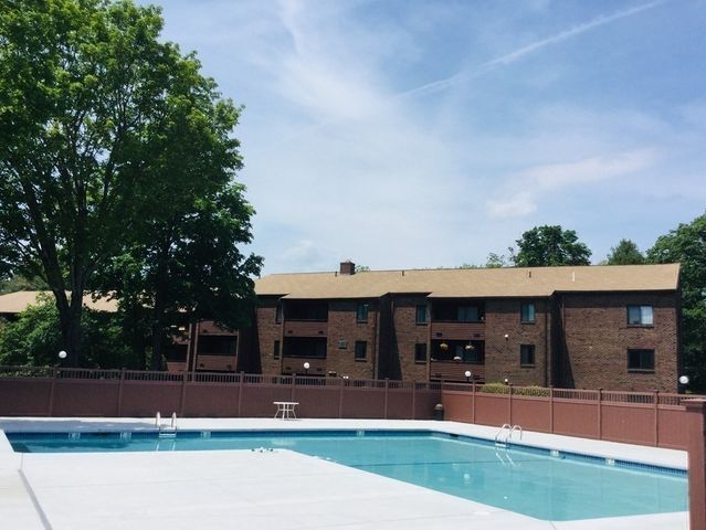 15 Davis Rd B11, Acton, MA 01720