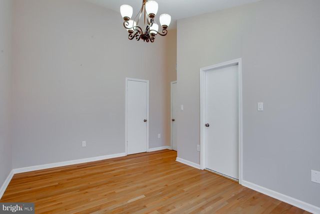 21707 LEATHERLEAF CIR, Sterling, VA 20164