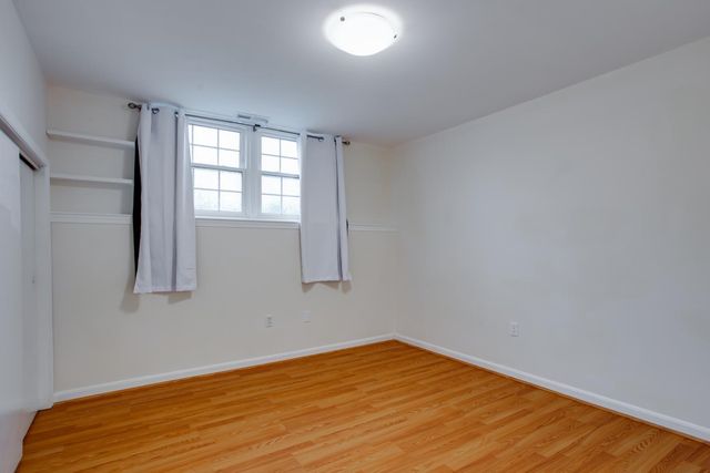 21707 LEATHERLEAF CIR, Sterling, VA 20164