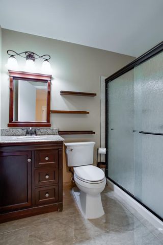 21707 LEATHERLEAF CIR, Sterling, VA 20164