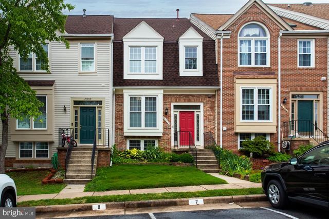 21707 LEATHERLEAF CIR, Sterling, VA 20164