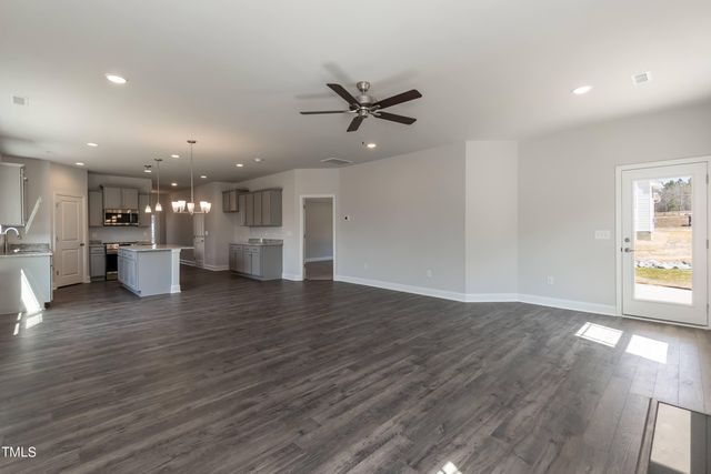 45 High Hampton Way, Fuquay Varina, NC 27526