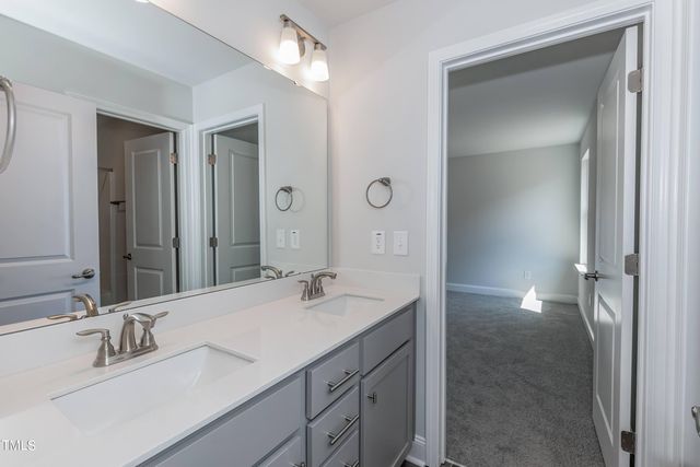 45 High Hampton Way, Fuquay Varina, NC 27526