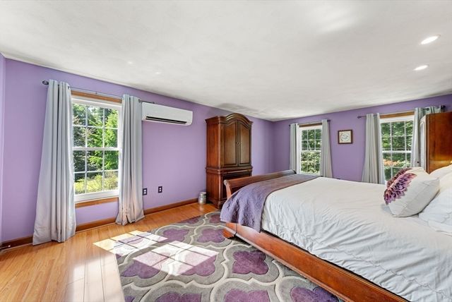 44 Gilmore Rd, Southborough, MA 01772