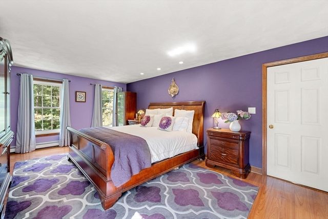 44 Gilmore Rd, Southborough, MA 01772