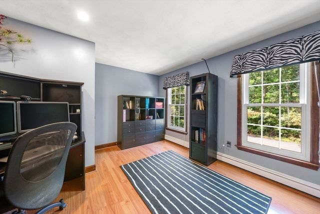 44 Gilmore Rd, Southborough, MA 01772