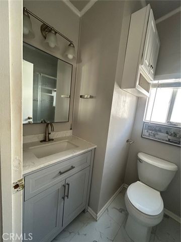 327 W Wilson 82, Costa Mesa, CA 92627