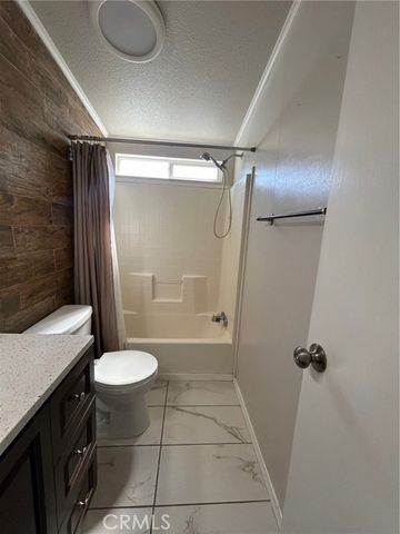 327 W Wilson 82, Costa Mesa, CA 92627