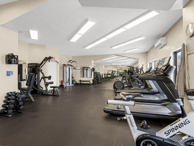 25-40 shore Boulevard, Astoria, NY 11020