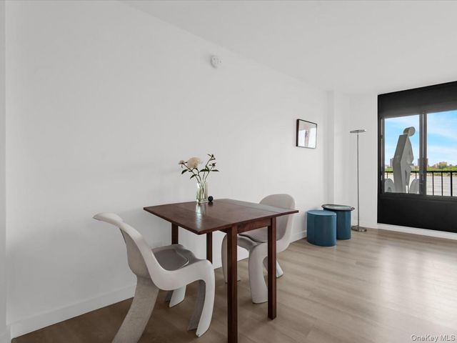 25-40 shore Boulevard, Astoria, NY 11020