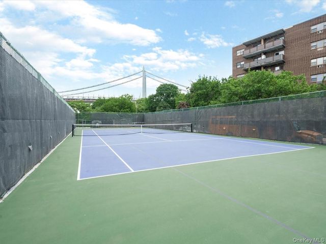 25-40 shore Boulevard, Astoria, NY 11020