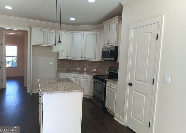 307 Cinnamon Bark Pass, Locust Grove, GA 30248