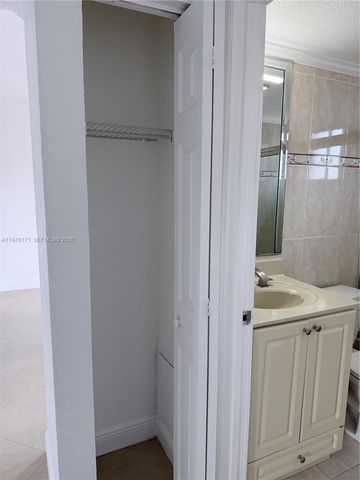 5460 W 21st Ct 413, Hialeah, FL 33016