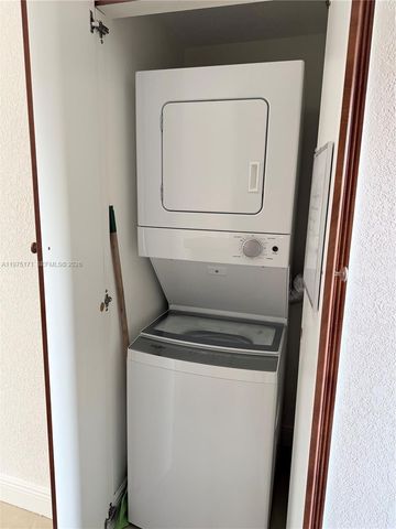 5460 W 21st Ct 413, Hialeah, FL 33016