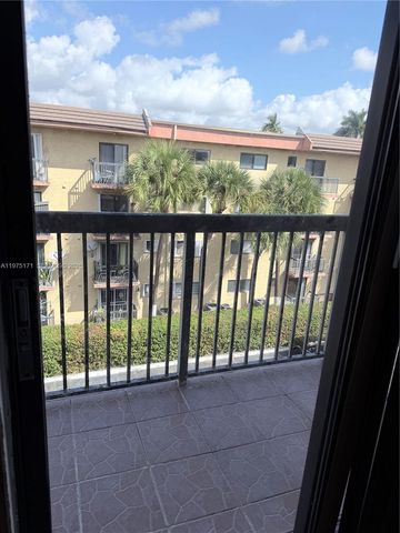 5460 W 21st Ct 413, Hialeah, FL 33016