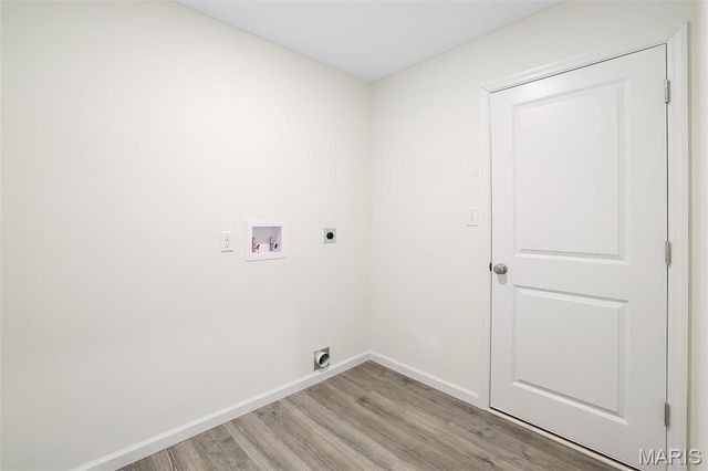 16787 River Stone Drive, Florissant, MO 63031