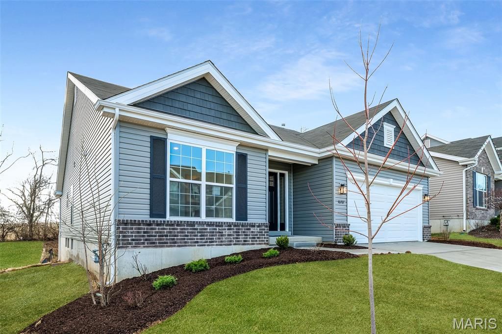 16787 River Stone Drive, Florissant, MO 63031